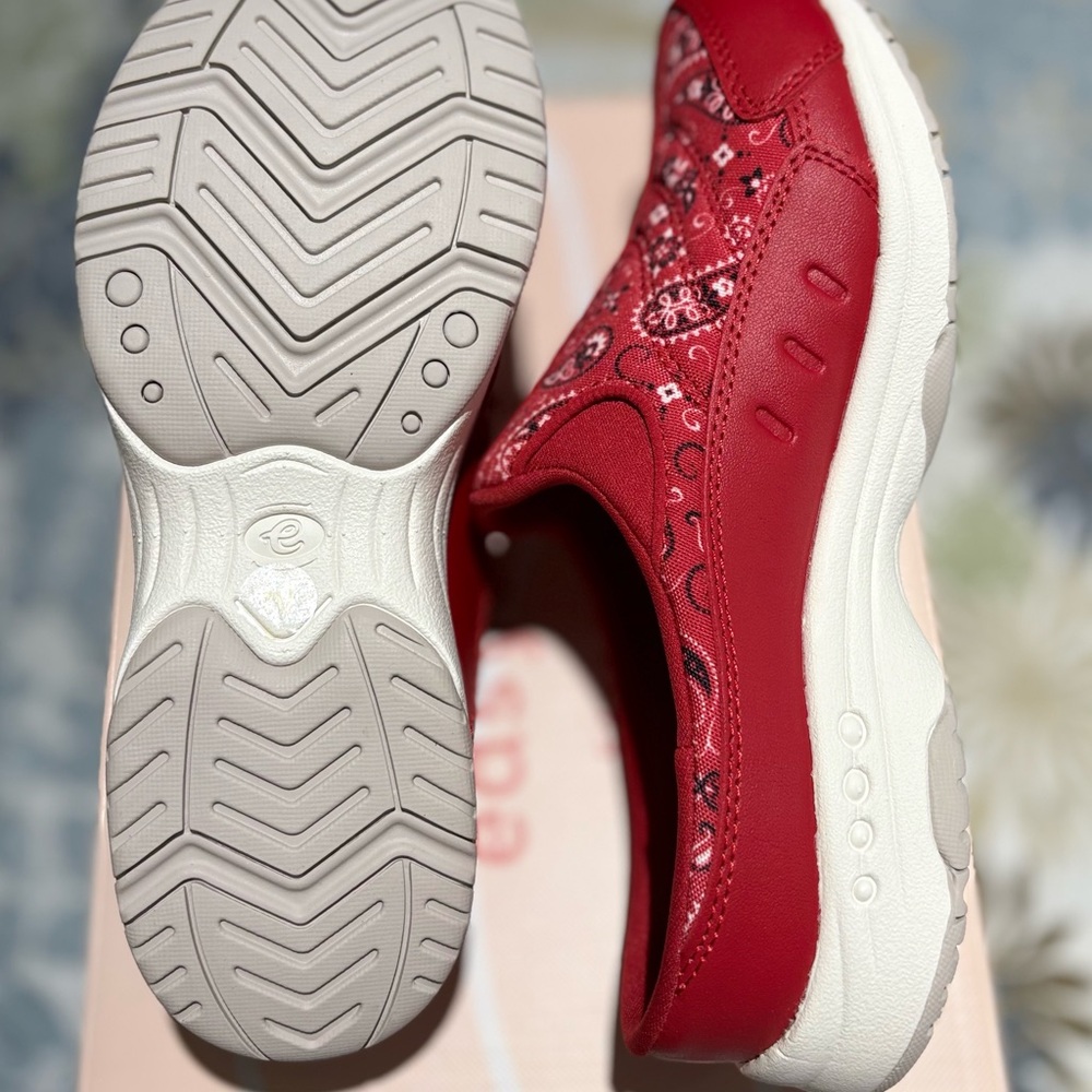 Easy Spirit Red Paisley Slip-On Casual Shoes - Picture 2 of 5
